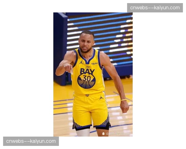 詹姆斯·哈登加盟骑士后场均18.7+5+8.7，三项命中率超190俱乐部