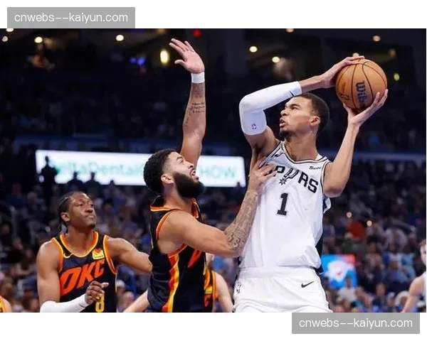 文班亚马6记盖帽锁禁区,马刺豪取9连胜掀翻东部榜首 文班亚马6记盖帽锁禁区,马刺豪取9连胜掀翻东部榜首